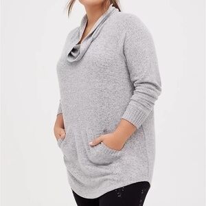 Torrid Cowl Neck Tunic Sweatshirt Super Soft Plush Light Gray Size 12 or 0 0X